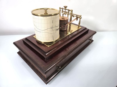 Lot 165 - A 20th century barograph contained in a...