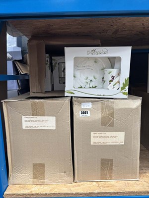 Lot Approximately 20x Emma Dunne Mossycup Wood 2...