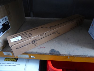 Lot 21 - Bench mount can opener