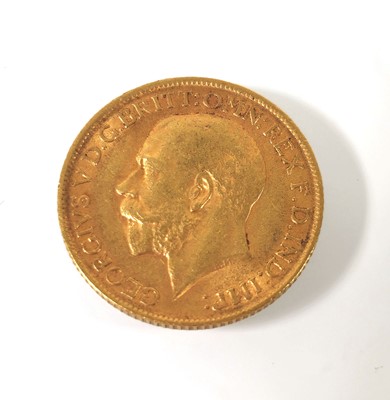Lot 414 - A George V full sovereign dated 1911