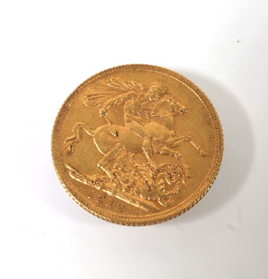 Lot 416 - A George V full sovereign dated 1912