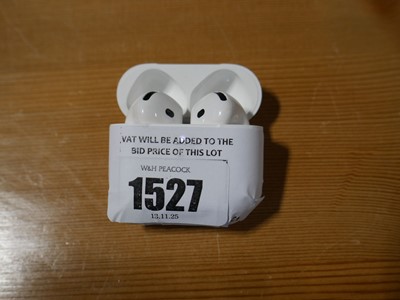 Lot 1735 - Apple Airpods 4, with charging case