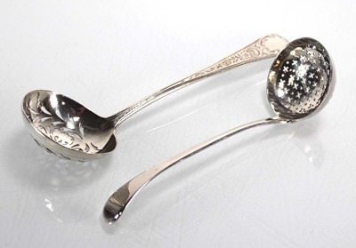 Lot 361 - A George III silver old English pattern...