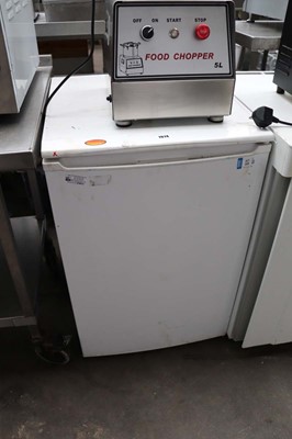 Lot 1074 - 55cm domestic undercounter fridge