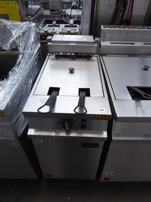 Lot 260 - 40cm electric Falcon electric single-tank...