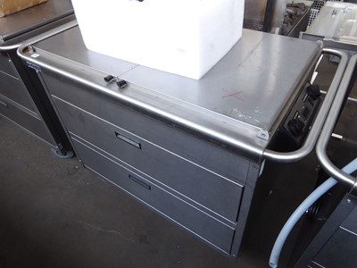 Lot 163 - 120cm electric Victor mobile hot cabinet with...