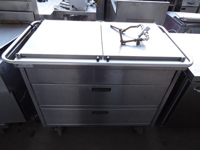 Lot 321 - 120cm electric Victor mobile hot cabinet with...