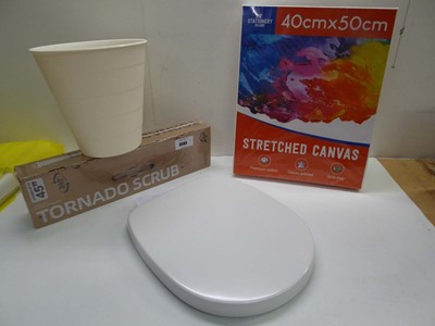 Lot 3563 - Tornado power scrubber, Pack of 4 stretched...