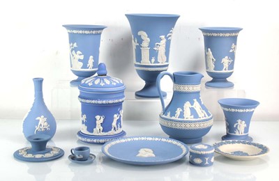 Lot 216 - A large collection of Wedgwood jasperware,...