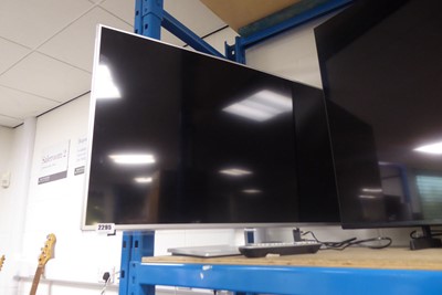 Lot 2295 - Panasonic 39" TV set model CXL3936B