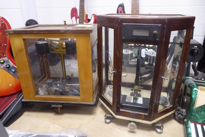 Lot 2316 - 2 sets of professional electrical scales