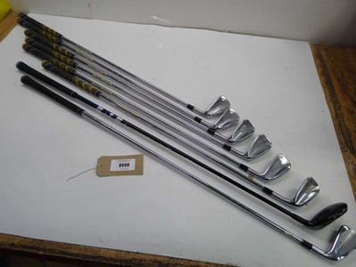 Lot 3590 - Set of 6 Dynamic Gold 105 R300 VSS pro golf...