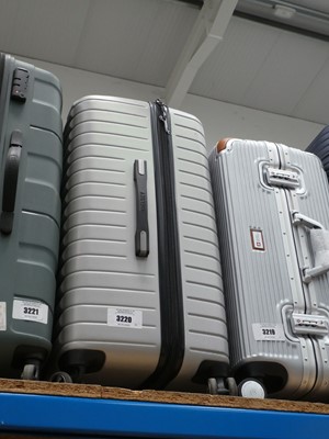 Lot 3306 - Delsey Paris hard shelled suitcase
