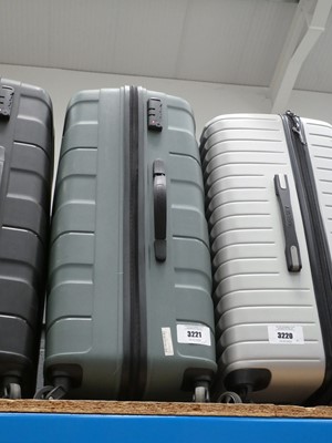 Lot 3308 - 2 large hard shelled American Tourister suitcases