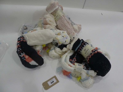 Lot 3448 - Approximately x10 Jane and Bleecker slipper socks