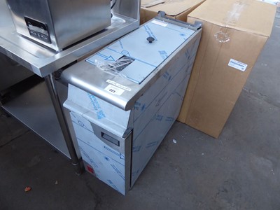 Lot 223 - 30cm gas Falcon single tank fryer with basket