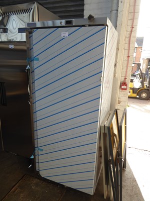 Lot 401 - 77cm Arctica HED106 single door fridge