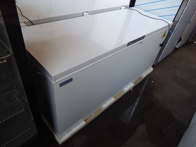 Lot 415 - 180cm Arctica HEC918 white chest freezer