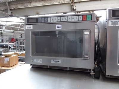 Lot 533 - 32cm Panasonic NE1853 microwave oven