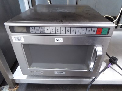 Lot 535 - 32cm Panasonic NE1853 microwave oven