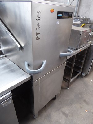 Lot 569 - 61cm Winterhalter PT Series PT-M lift top pass-...