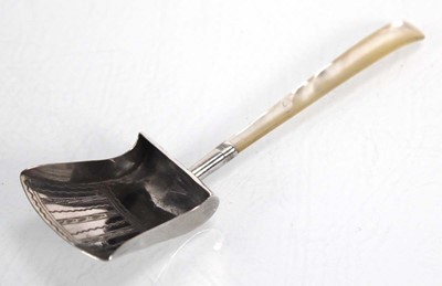 Lot 380 - A George III silver scuttle caddy spoon with...