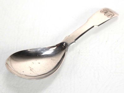 Lot 381 - An early Victorian silver fiddle pattern caddy...