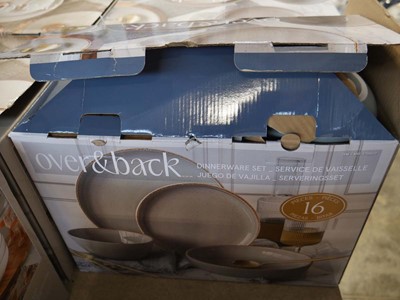 Lot 1318 - Boxed Over & Back plate and bowl set