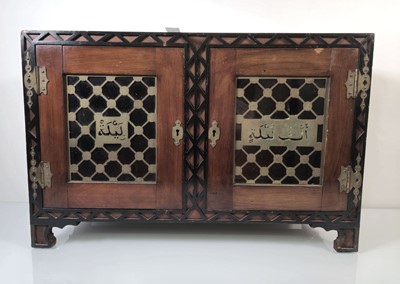 Lot 178 - An early 20th century mahogany table cabinet,...