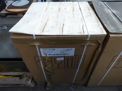 Lot 650 - Tefcold UF200VGS-P bottle chiller