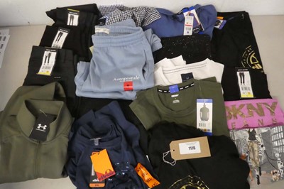 Lot 1116 - Approx. 18 branded items of clothing to...