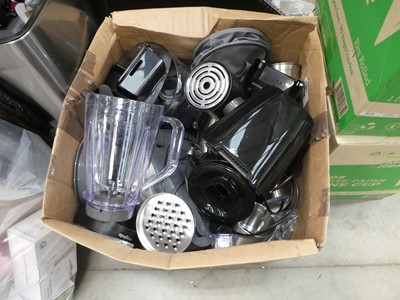 Lot 3013 - Box of loose kitchen appliances