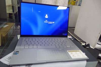Lot 2161 - Asus Zenbook UX3402V with Intel i9-13900H...