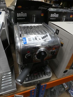 Lot 3055 - Dualit Espresso coffee machine