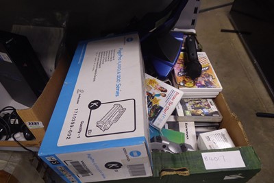Lot 2238 - Box containing various items to include...