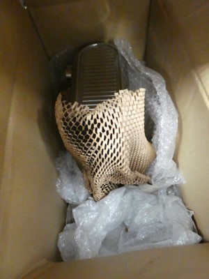 Lot 3147 - Unboxed Delonghi coffee maker