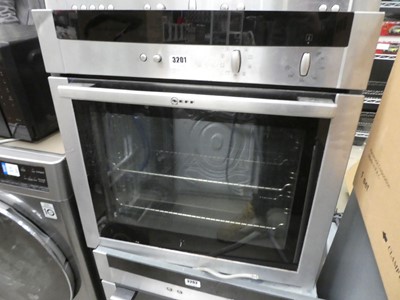 Lot 3201 - Neff integrated single door oven