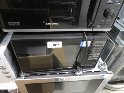 Lot 3217 - Panasonic microwave