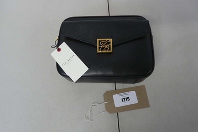 Lot 1219 - Ted Baker London detail large leather camera...
