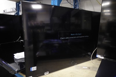 Lot 2288 - Samsung 48" TV UE48H6670ST with remote (no stand)