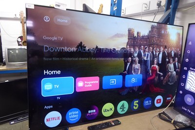 Lot 2297 - Samsung 55" TV model UE55DU8070U with remote...