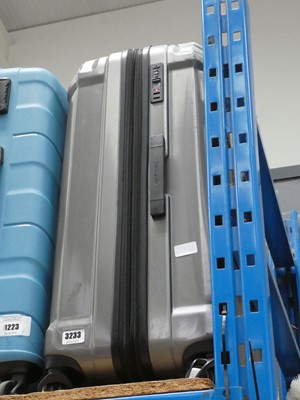 Lot 3233 - Large hard shelled Samsonite suitcase