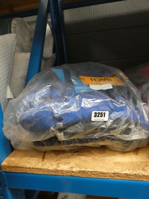 Lot 3251 - 2 Baich hiking backpacks