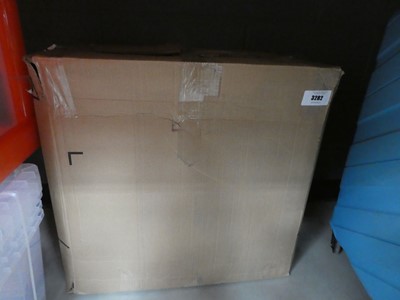 Lot 3282 - Box of various bundles of yarn