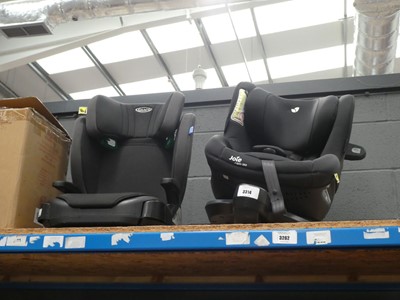 Lot 3314 - 2 high booster car seats