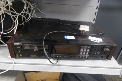 Lot 2398 - Sony digital audio tape deck DTC1000ES