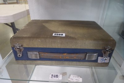 Lot 2509 - Cambridge Pye vintage radio in case