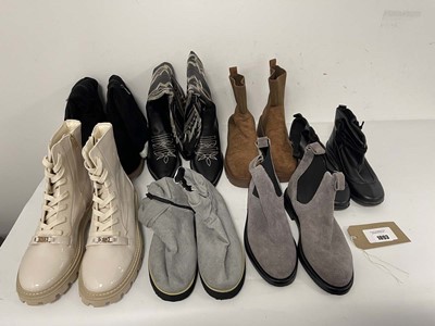 Lot 7x Pairs of boots in various styles and sizes