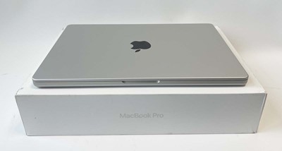 Lot MacBook Pro 14" 2024 A3185 Silver laptop with...