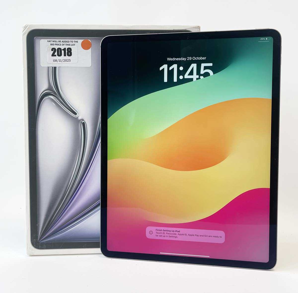 Lot iPad Air 13" M2 128GB A2899 Space Grey with box